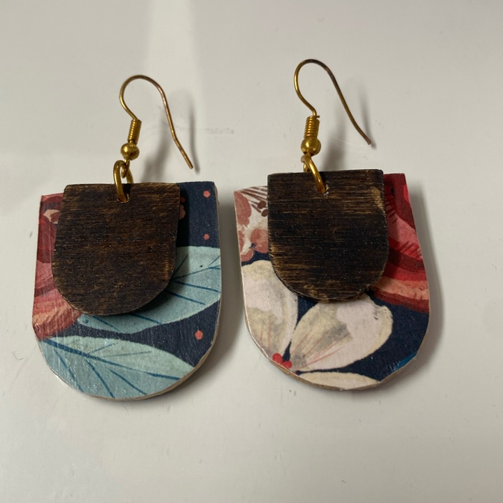 Wood earrings